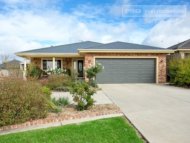 65 Barrima Drive, Glenfield Park NSW 2650