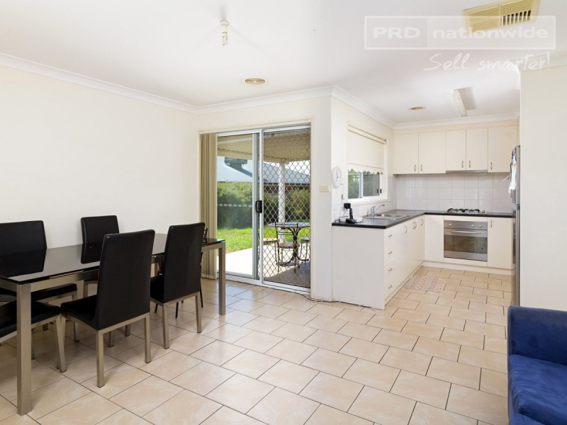 50 Nunkeri Street, Glenfield Park NSW 2650