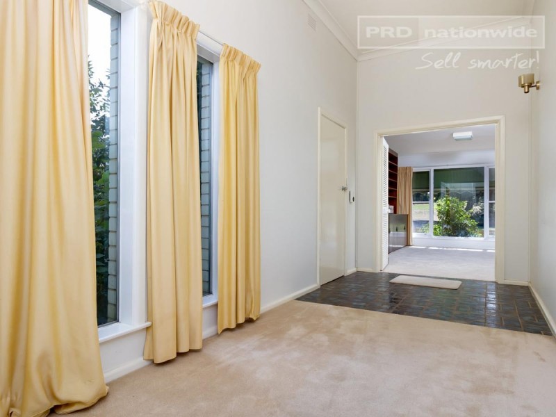 20 Acacia Street, Kooringal NSW 2650