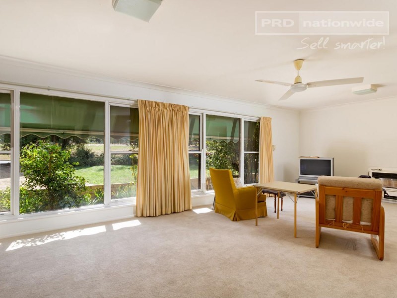 20 Acacia Street, Kooringal NSW 2650