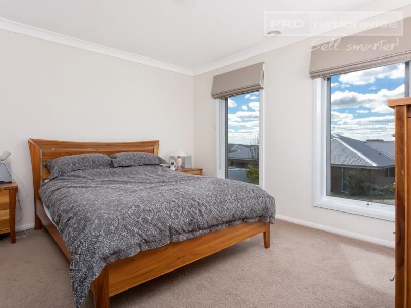 3/2-3 Larra Place, Bourkelands NSW 2650