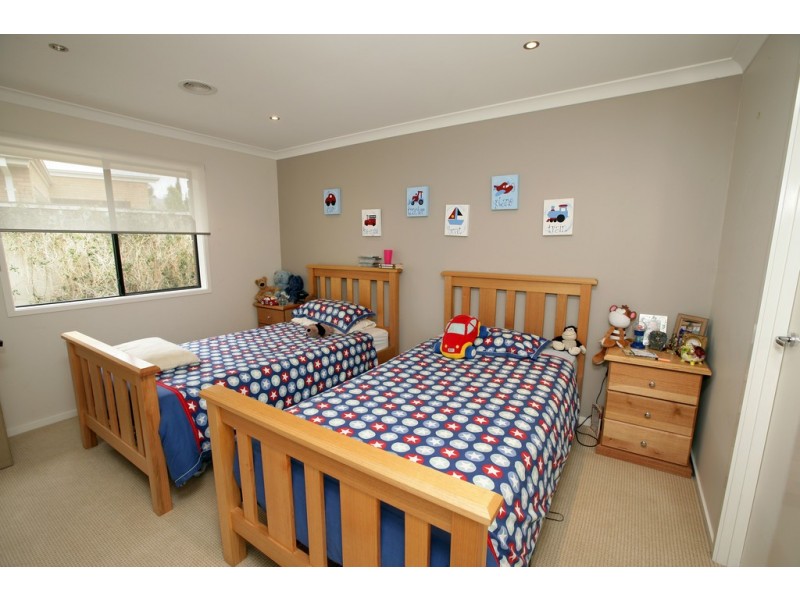 10 Budawang Place, Tatton NSW 2650
