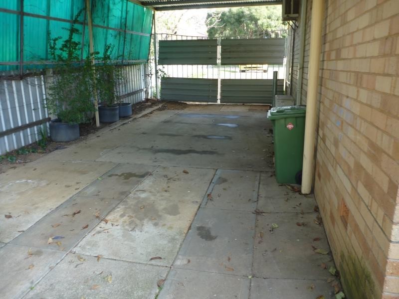 75 Grove Street, Kooringal NSW 2650