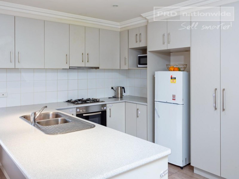 9/3 Bogong Crescent, Tatton NSW 2650