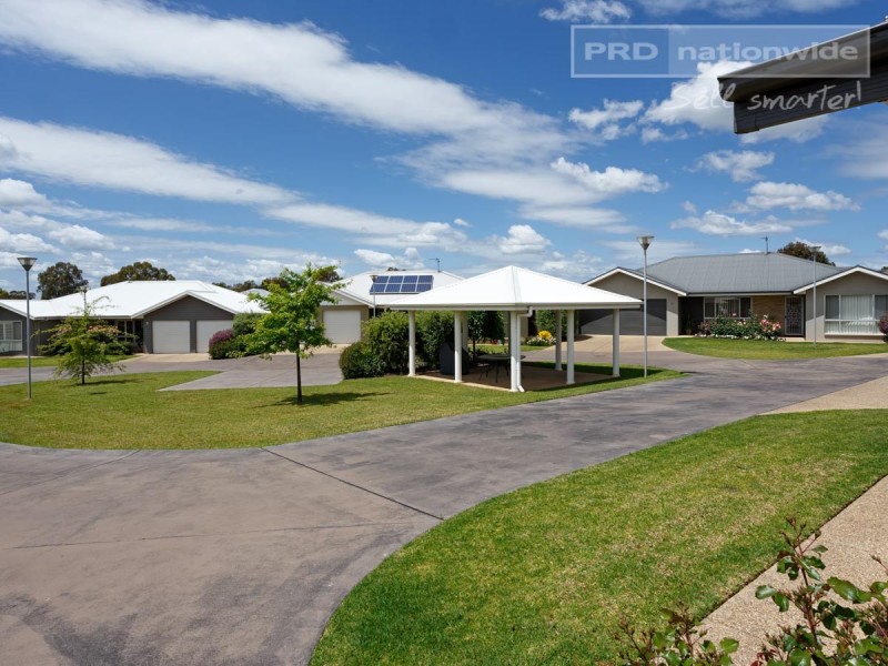 9/3 Bogong Crescent, Tatton NSW 2650