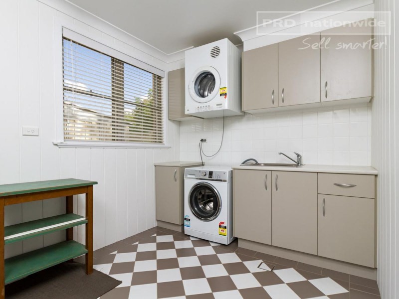 28 Darlow Street, Wagga Wagga NSW 2650