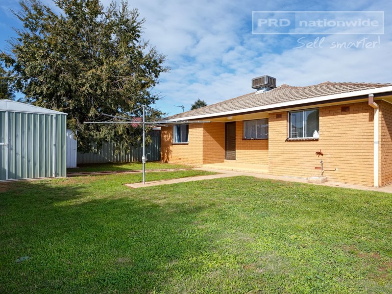 21 Coyne Street, Mount Austin NSW 2650