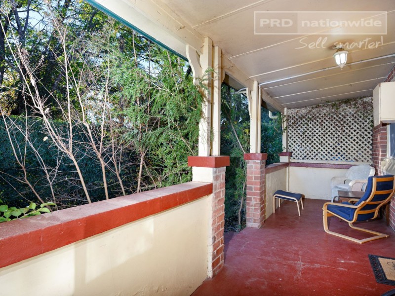 147 Docker Street, Wagga Wagga NSW 2650