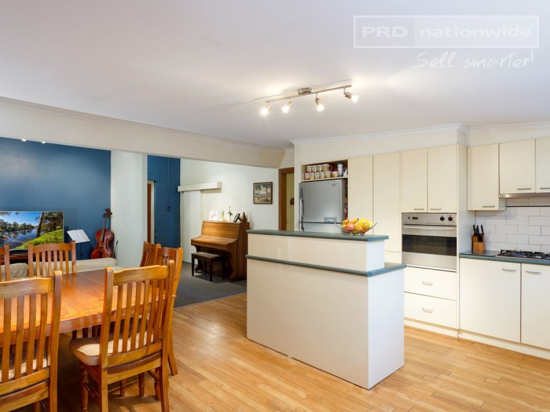 147 Docker Street, Wagga Wagga NSW 2650