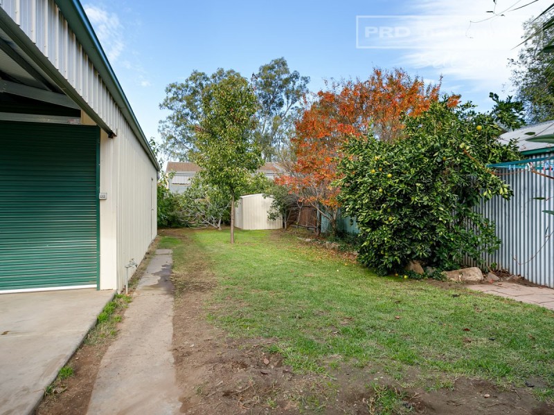 147 Docker Street, Wagga Wagga NSW 2650