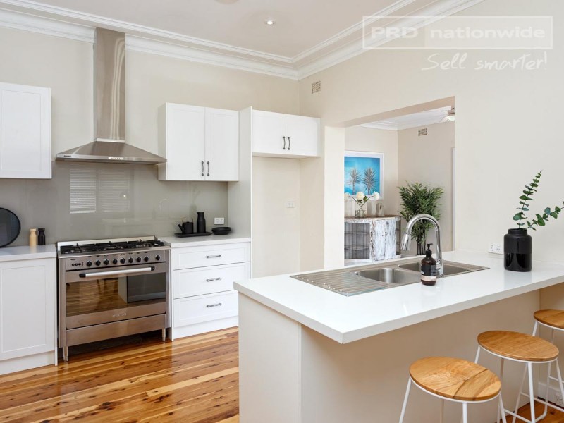 42 Mitchelmore Street, Turvey Park NSW 2650