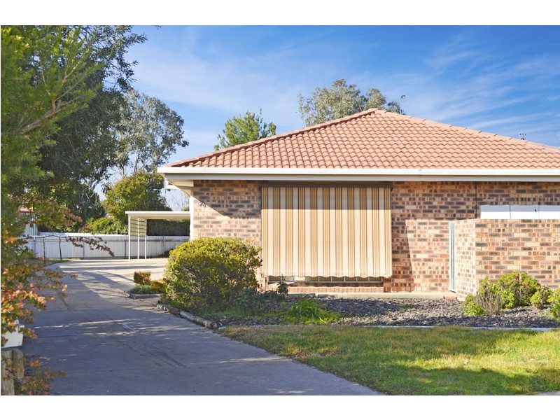 3/24 Incarnie Crescent, Wagga Wagga NSW 2650