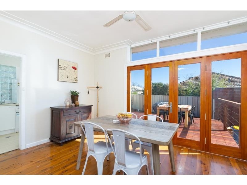 42 Mitchelmore Street, Turvey Park NSW 2650