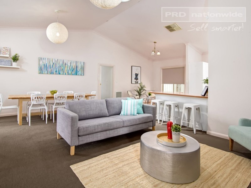 40 Lamilla Street, Glenfield Park NSW 2650