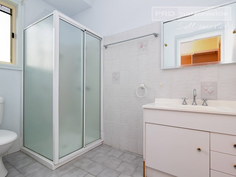 40 Lamilla Street, Glenfield Park NSW 2650