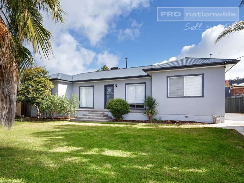 372 Lake Albert Road, Kooringal NSW 2650