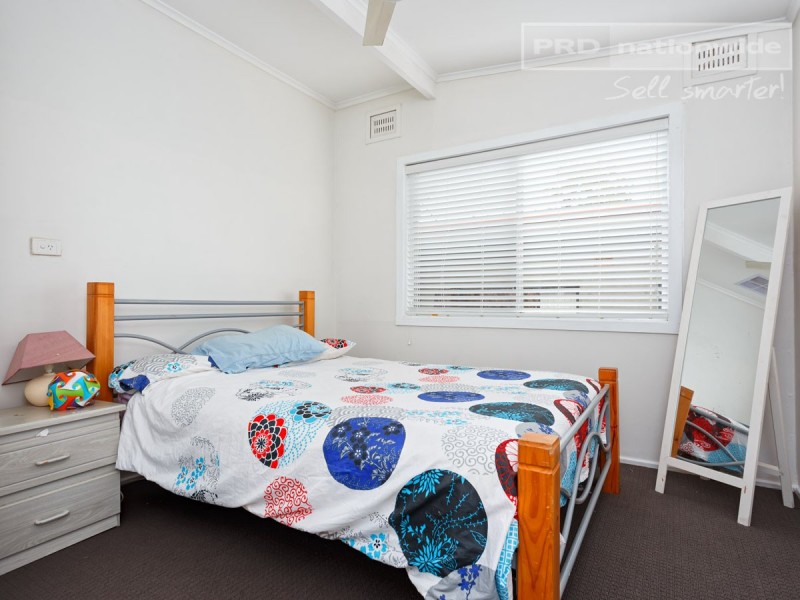 372 Lake Albert Road, Kooringal NSW 2650