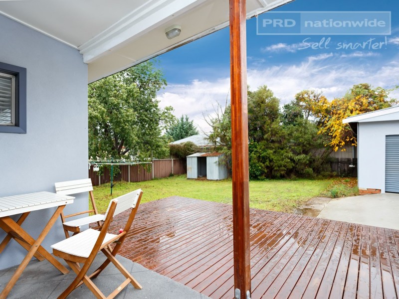 372 Lake Albert Road, Kooringal NSW 2650