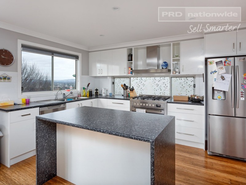 9 Bellevue Parade, Wagga Wagga NSW 2650