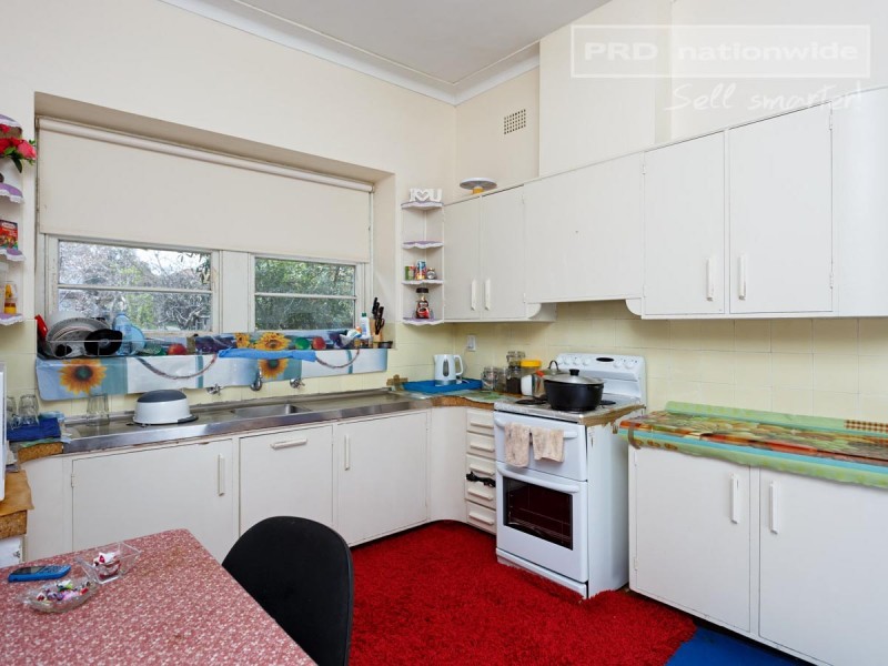 48 Blamey Street, Turvey Park NSW 2650