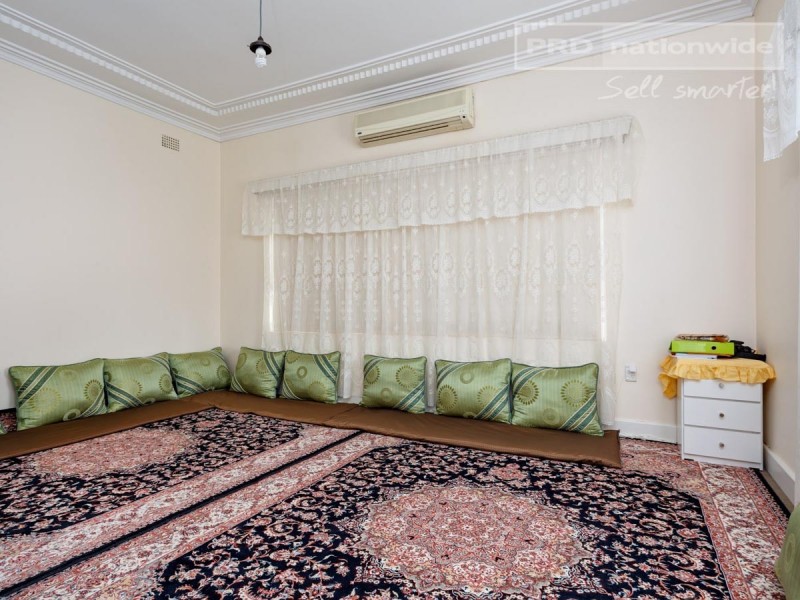 48 Blamey Street, Turvey Park NSW 2650