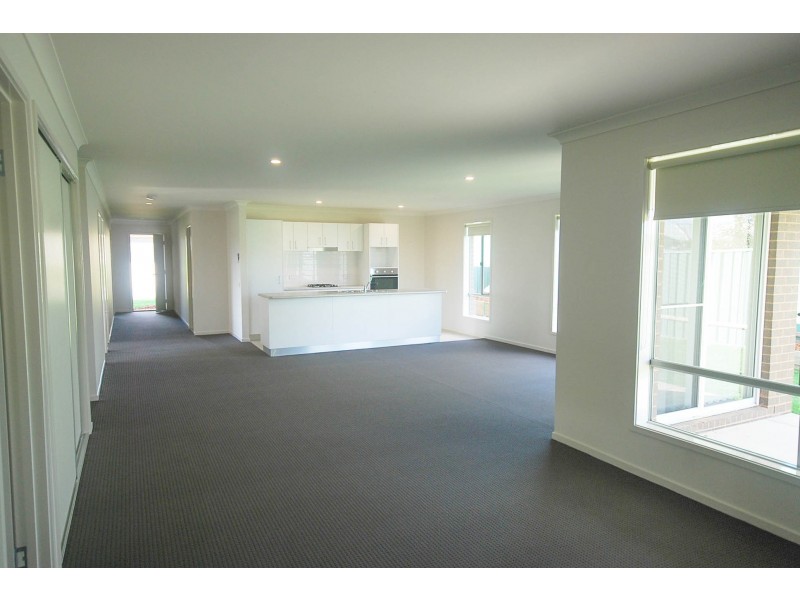 15 Protea Place, Forest Hill NSW 2651