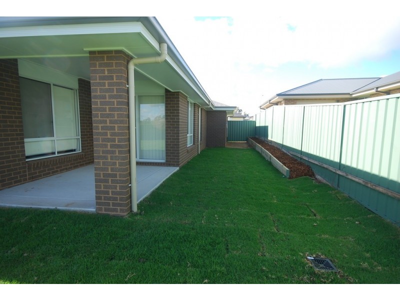 15 Protea Place, Forest Hill NSW 2651
