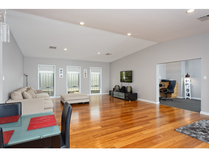 162 Brooklyn Drive, Bourkelands NSW 2650