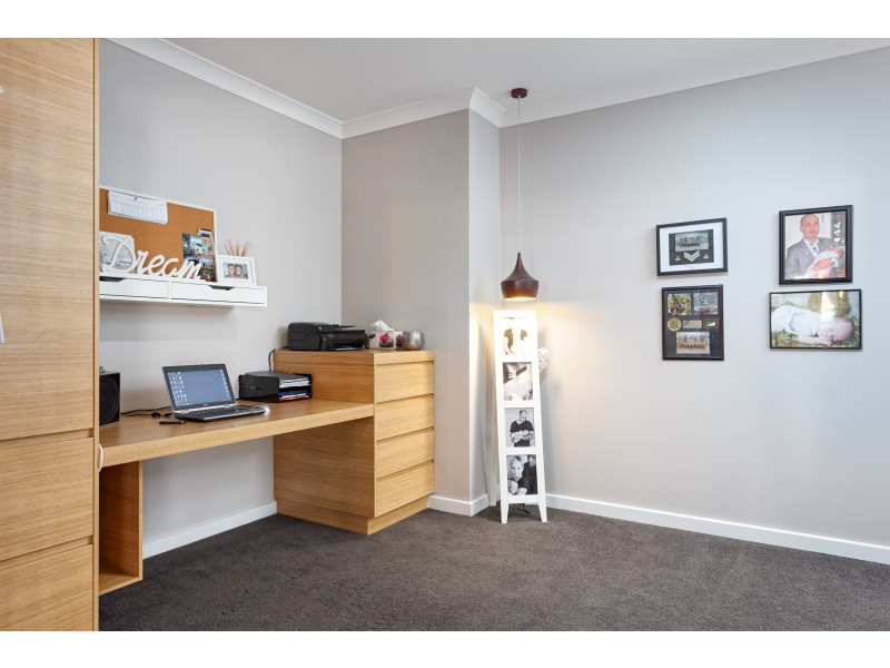 162 Brooklyn Drive, Bourkelands NSW 2650