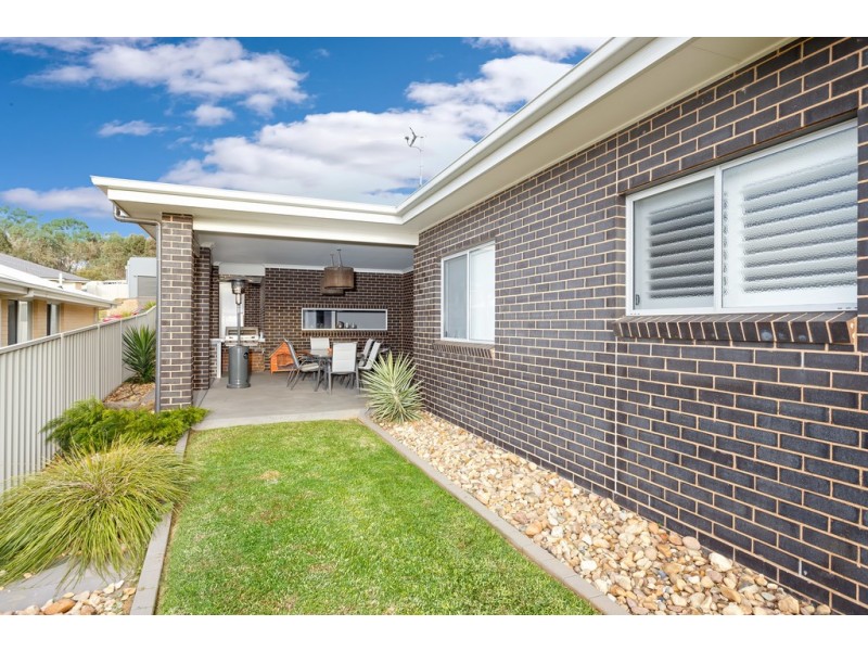 162 Brooklyn Drive, Bourkelands NSW 2650