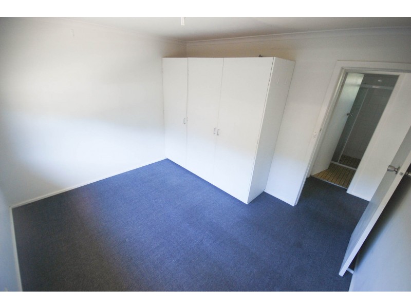 2/8 Higgins Avenue, Wagga Wagga NSW 2650