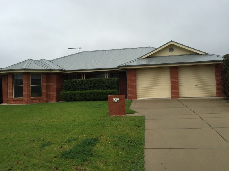 1/42 Bedervale Strreet, Wagga Wagga NSW 2650