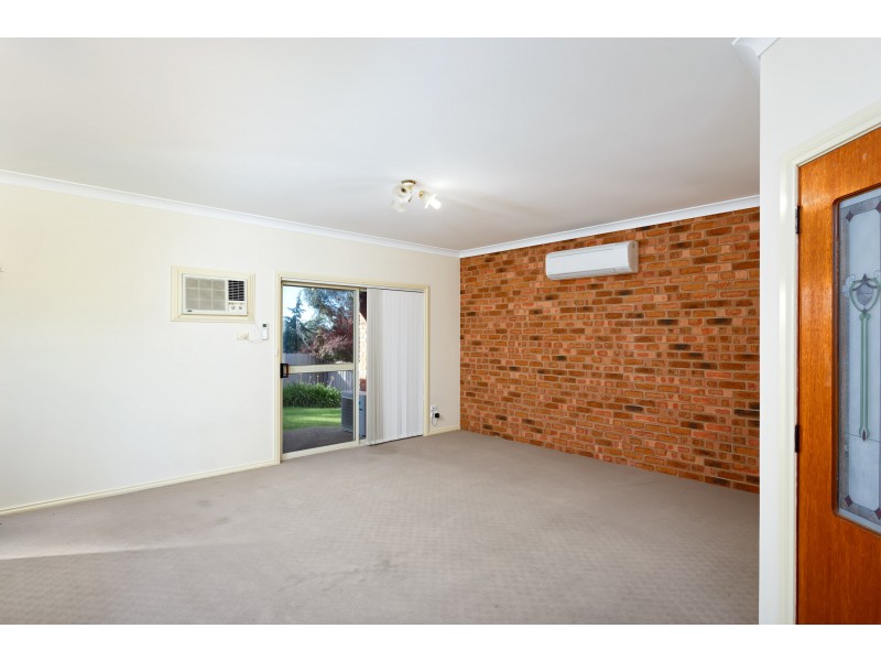 1/8 Keane Place, Wagga Wagga NSW 2650
