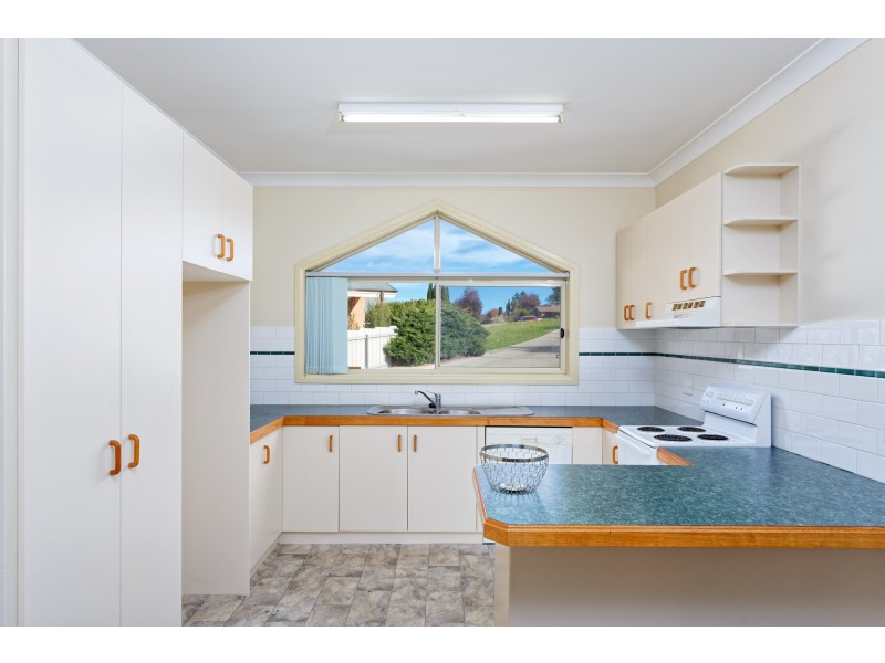 1/8 Keane Place, Wagga Wagga NSW 2650