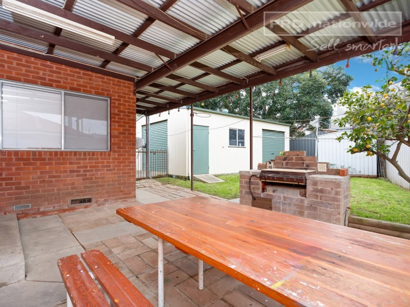 49 Kilpatrick Street, Kooringal NSW 2650