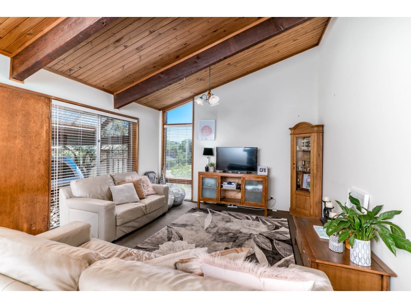 5 Falcon Place, Kooringal NSW 2650