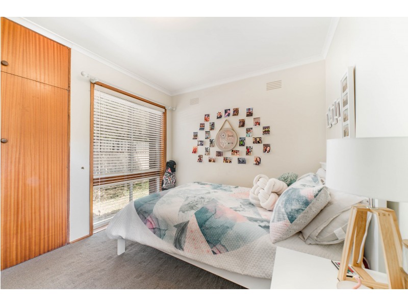 5 Falcon Place, Kooringal NSW 2650