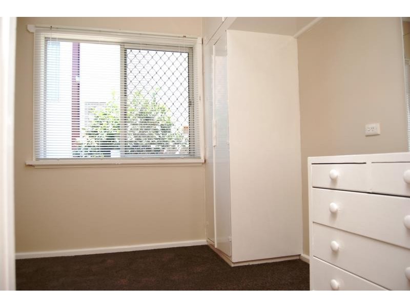 34 Warrawong Street, Kooringal NSW 2650