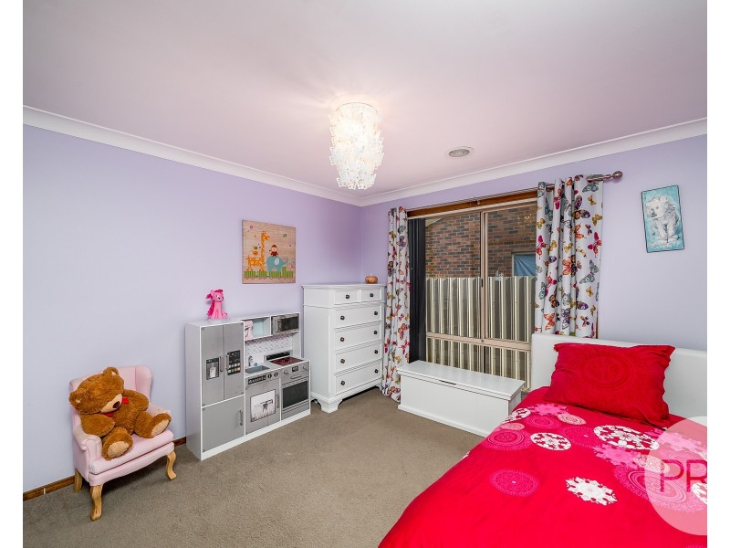 123 Undurra Drive, Glenfield Park NSW 2650