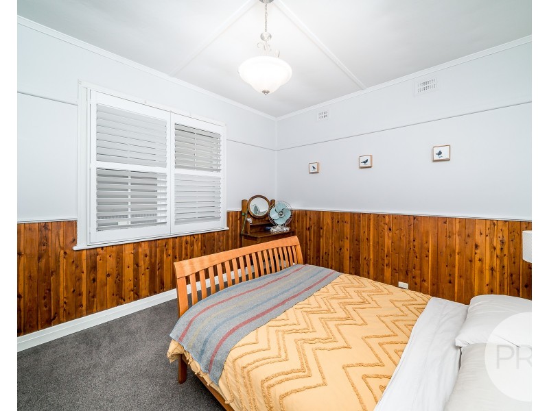 26 Flinders Street, Turvey Park NSW 2650