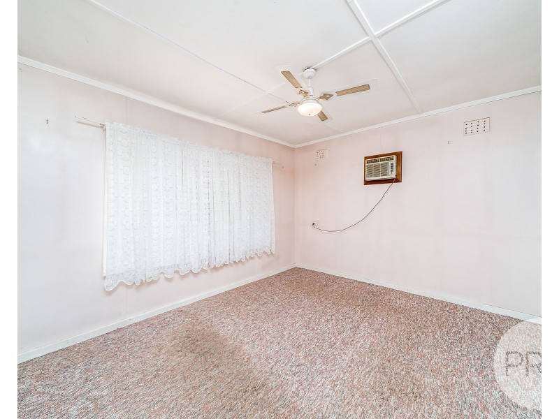 74 Allonby Avenue, Forest Hill NSW 2651