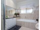 11 Stellway Close, Kooringal NSW 2650