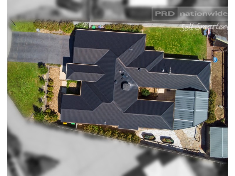 26 Dundale Crescent, Estella NSW 2650