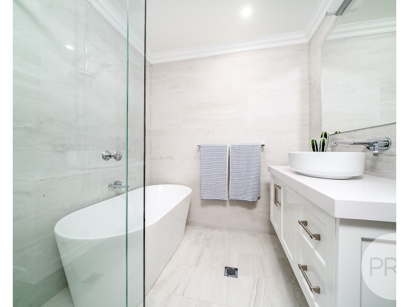 91 Coleman Street, Turvey Park NSW 2650