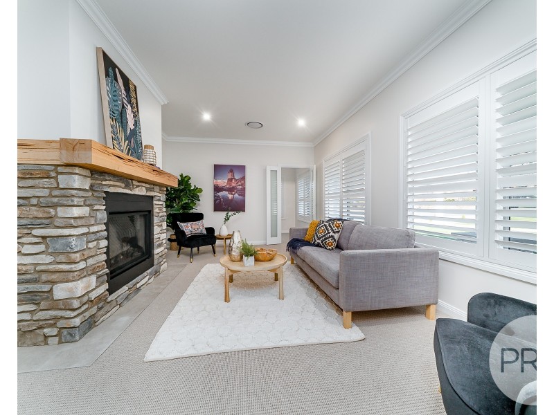 91 Coleman Street, Turvey Park NSW 2650