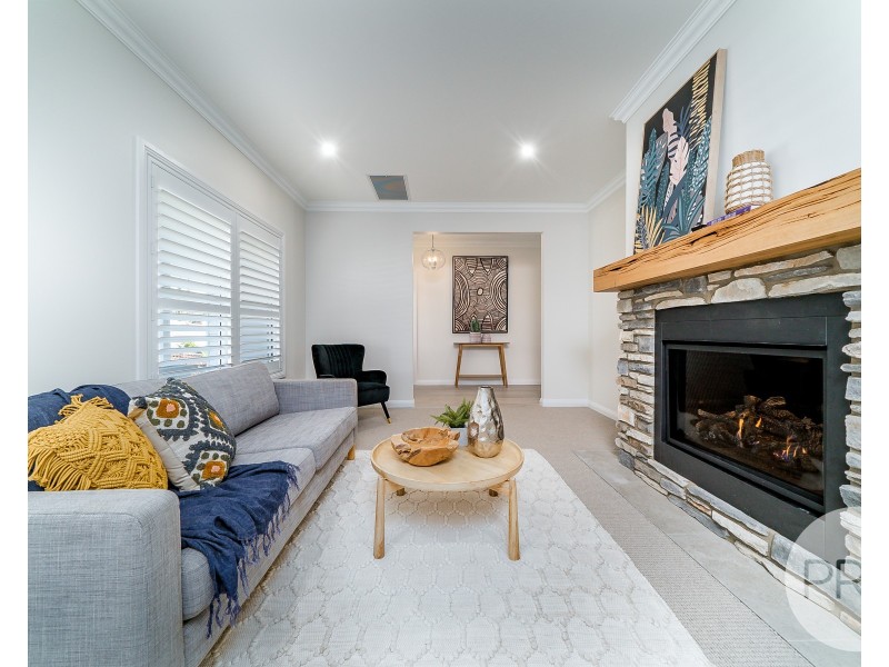 91 Coleman Street, Turvey Park NSW 2650