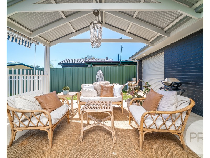 54 Main Street, Lake Albert NSW 2650