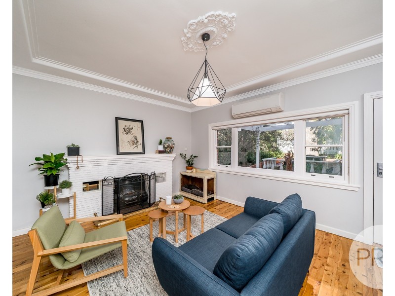 27 Garland Street, Turvey Park NSW 2650