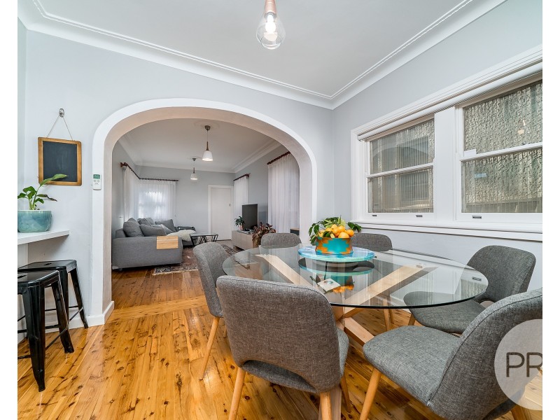 27 Garland Street, Turvey Park NSW 2650