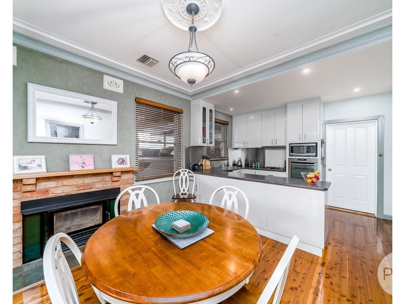 8 Dalton Street, Turvey Park NSW 2650